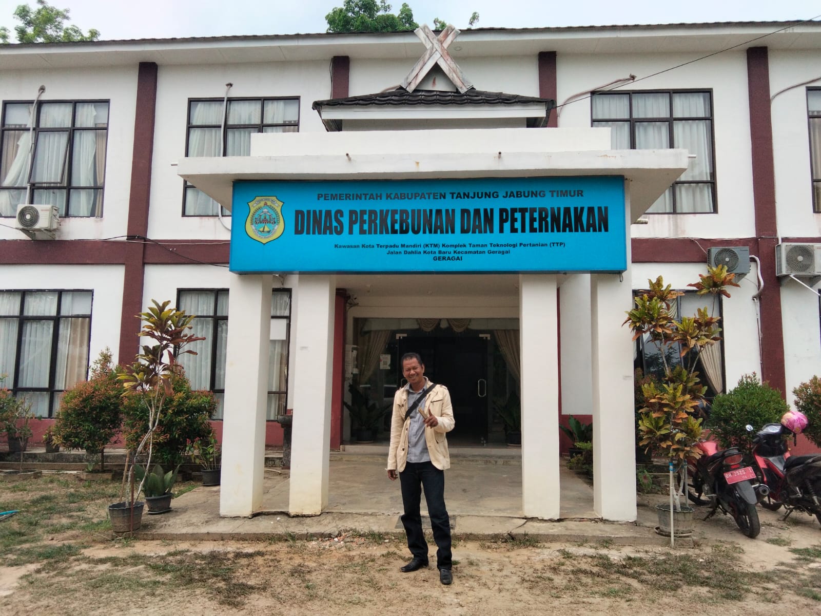 Salah satu masarakat Merasa di permainkan Soal sertifikat aslinya Milik kakenya.